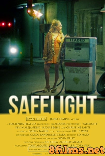 Безопасное освещение / Стоянка грузовиков (2015) смотреть онлайн